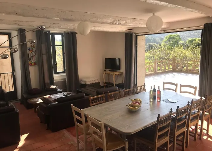 Du Bourrelier Дом отдыха Boutenac