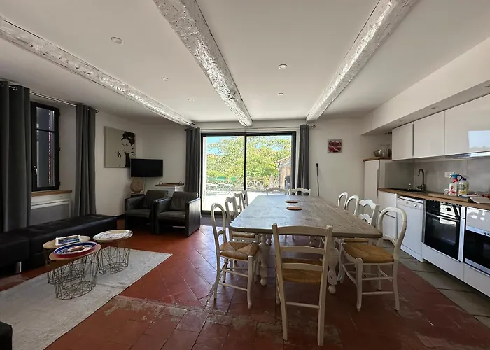 Дом отдыха Du Bourrelier Boutenac